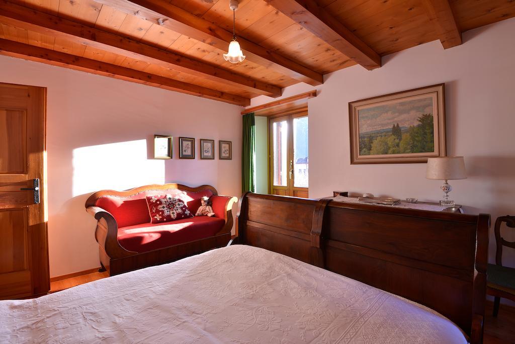 Bed And Breakfast Da Kaethy Agriturismo Grono Room photo
